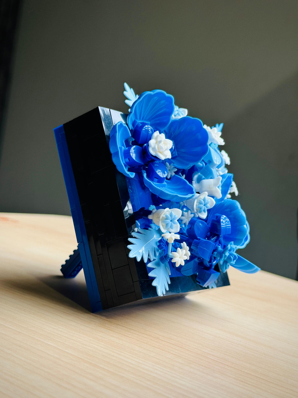 Sapphire Blossom Frame (476 Pieces)